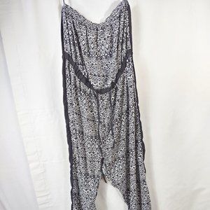Love By Chesley B/W Geometric Print Jumpsuit 3X